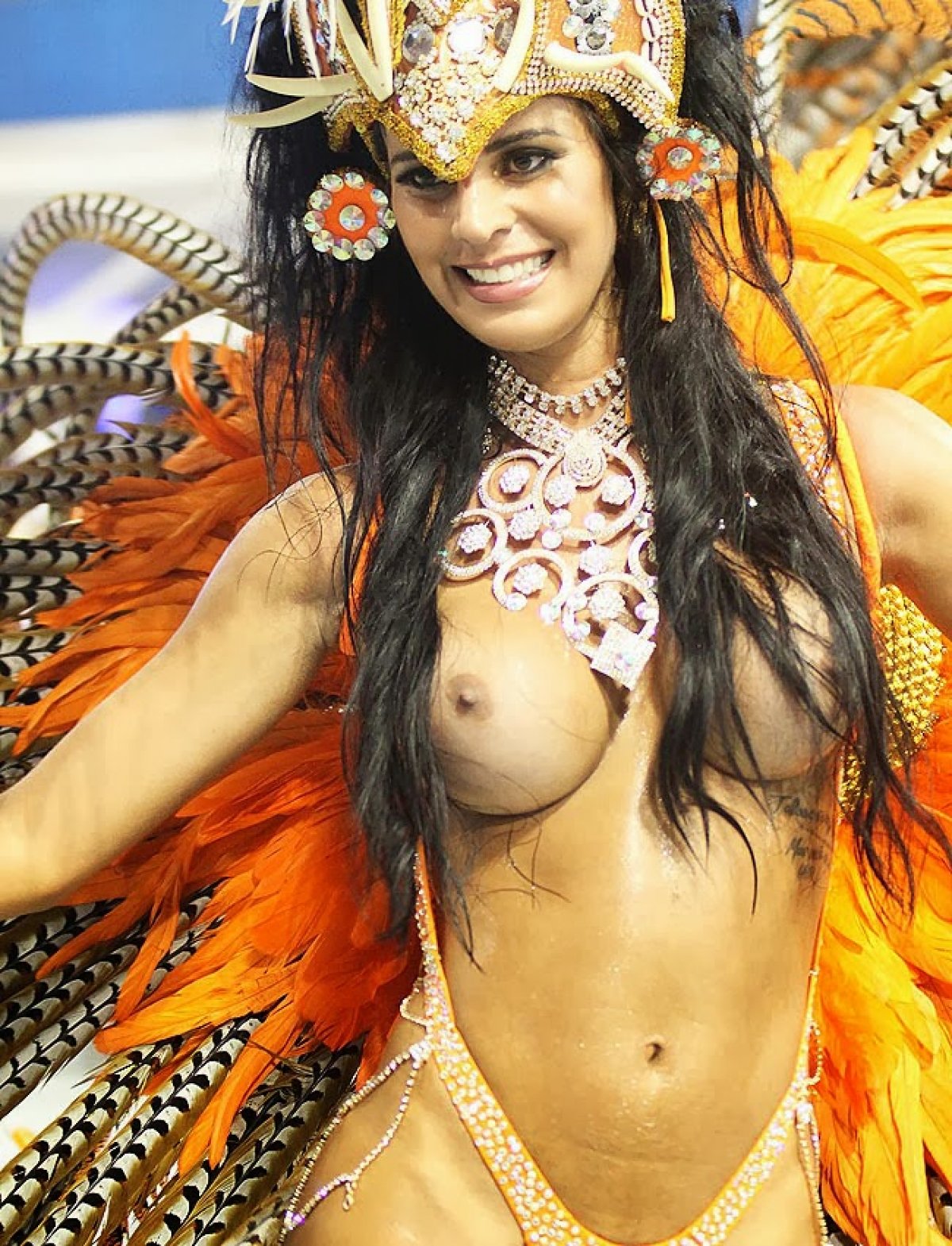 Бразильский карнавал удовольствий: они любят трахаться по полной!