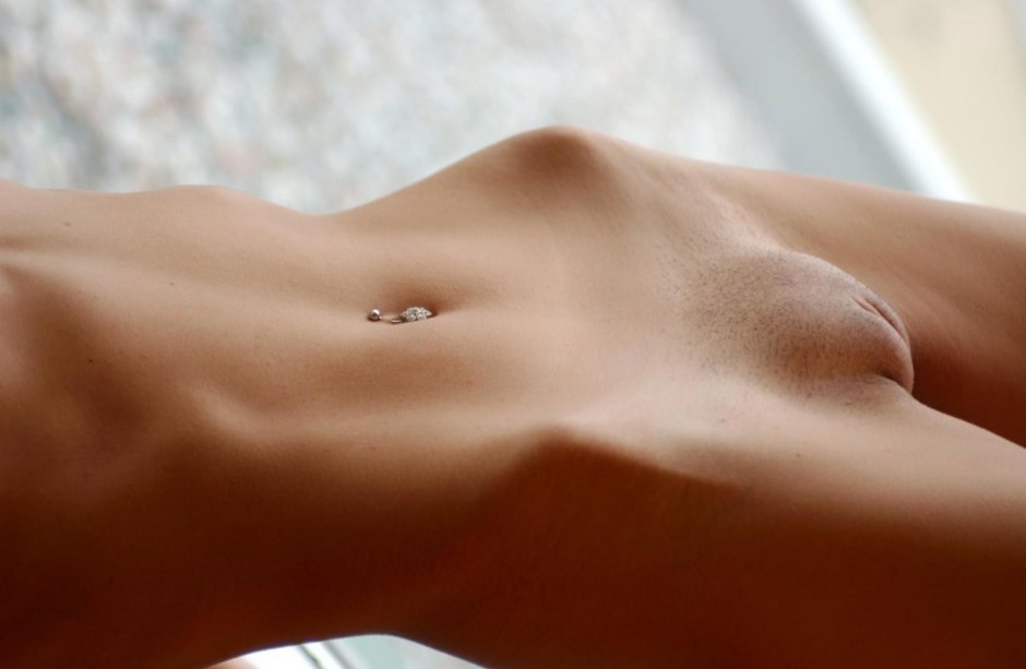 Женские животы