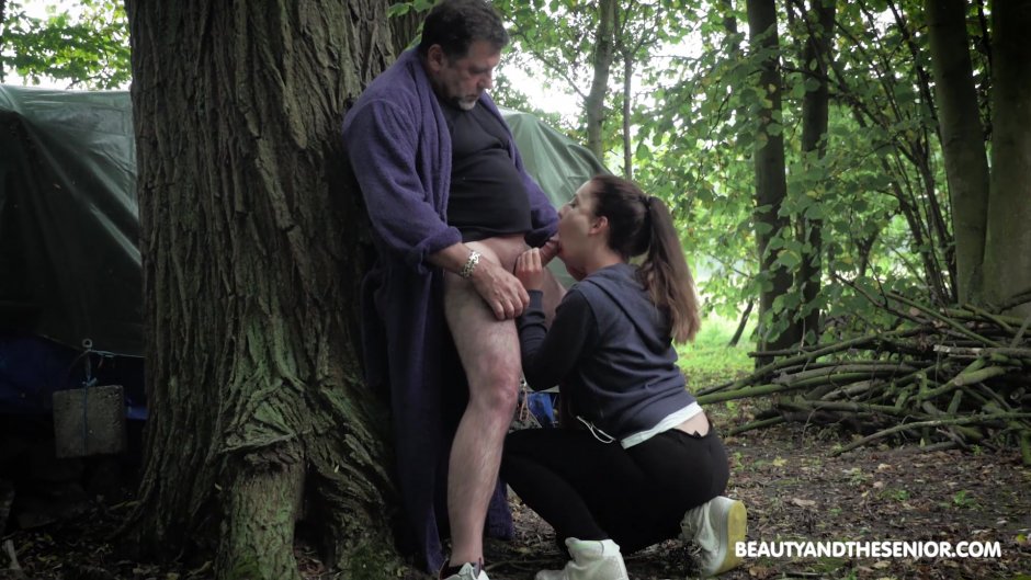 Качественный отсос в лесу