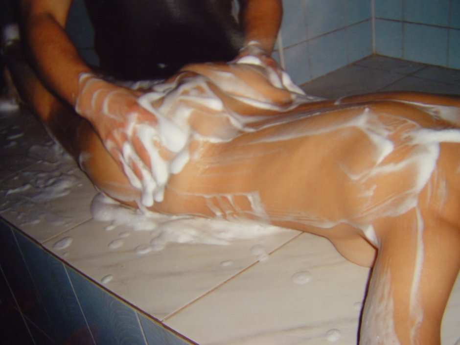 Эротическая массаж