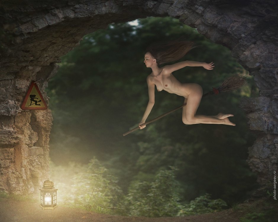 Ведьма летит на метле