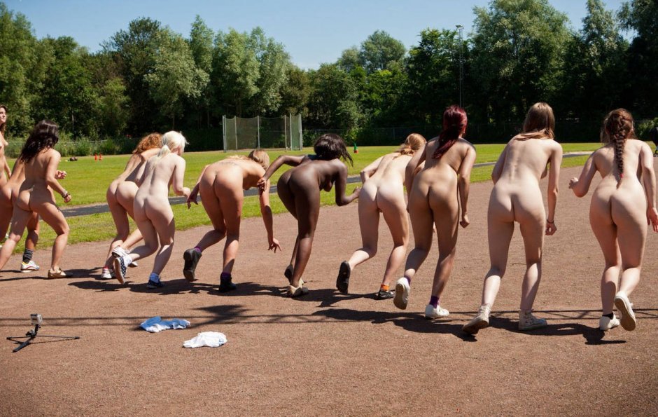 Спортивные соревнования ню