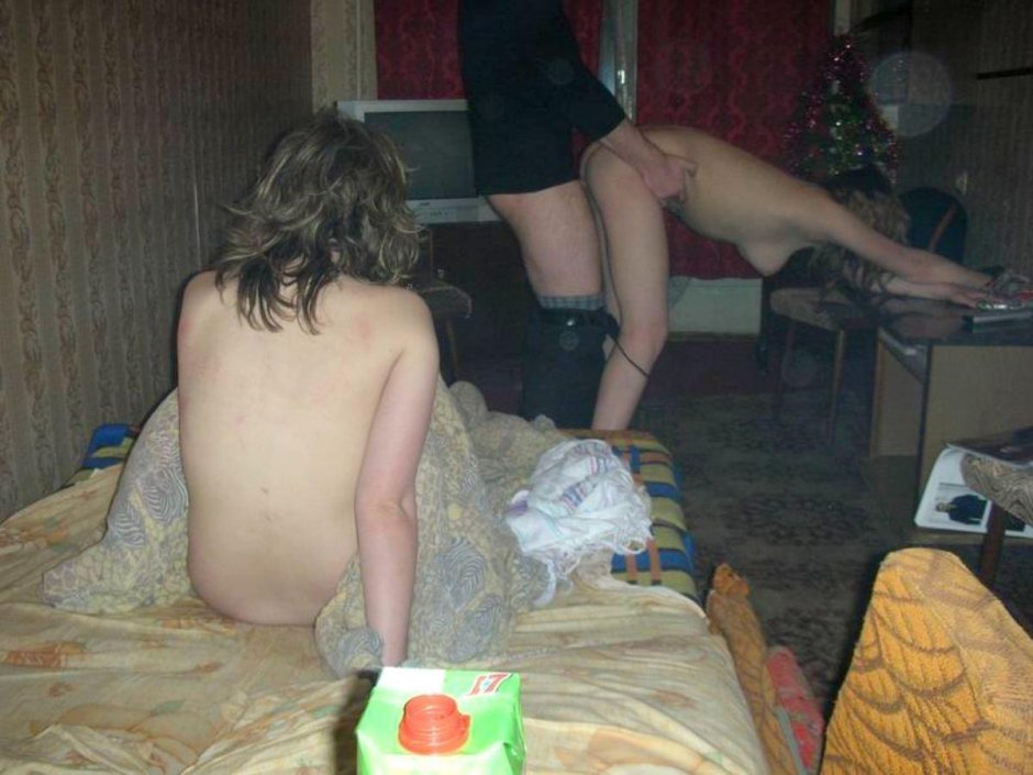 пьяные голые деревенские женщины
