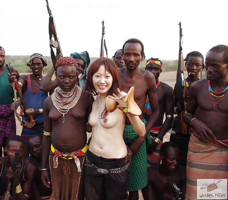 Голые белые в африканском племени
