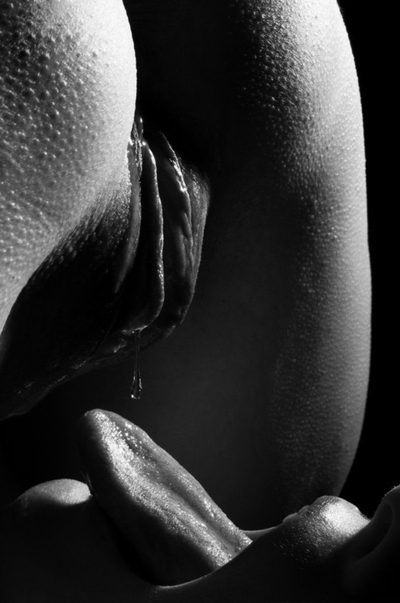 Красивый черно-белый куни