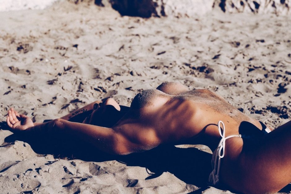 Модели на пляже