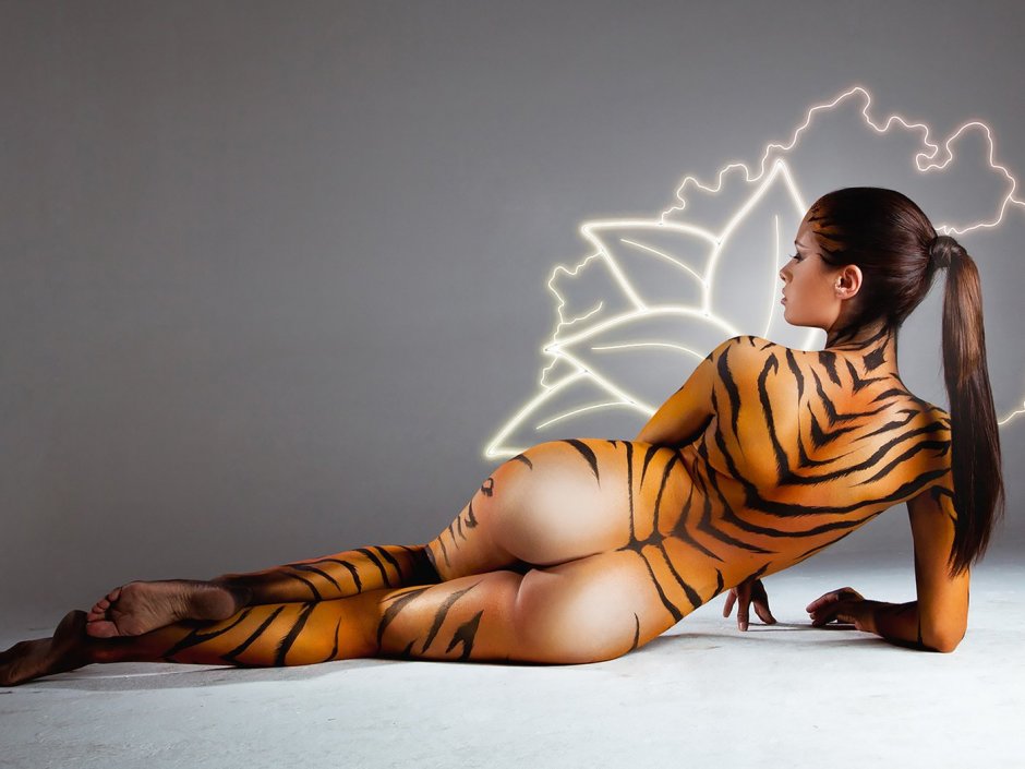 Боди арт фотосессии ню