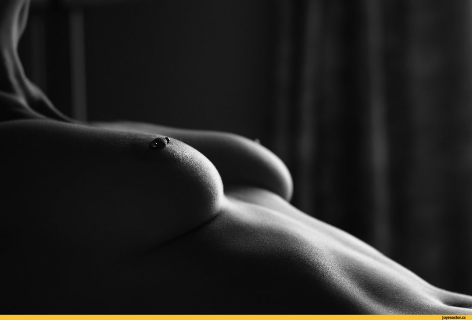 Эротические черно белые