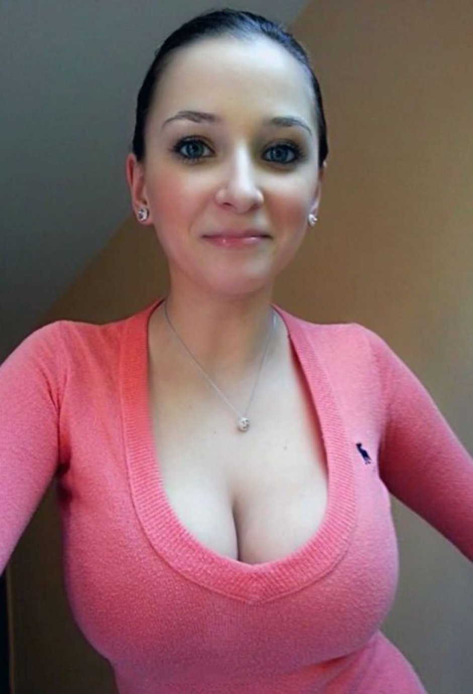 Женское ожерелье