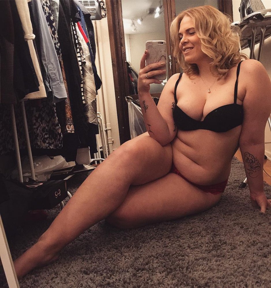 Голые зрелые тетки за 40