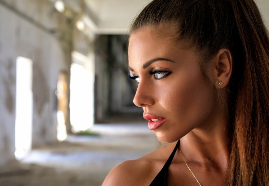 Мария Дезидериева модель бильярд