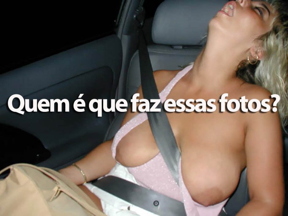 Видно сиськи из под лифчика