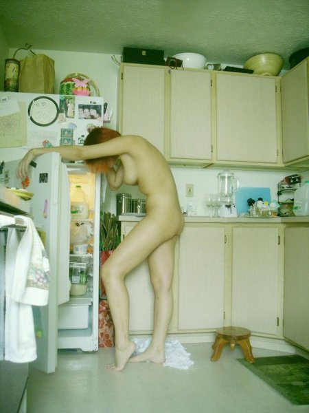 Naked photo shoot in everyday life
