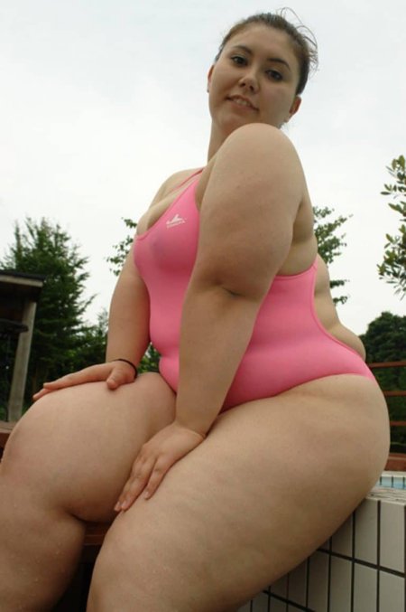 Widely spread thighs
