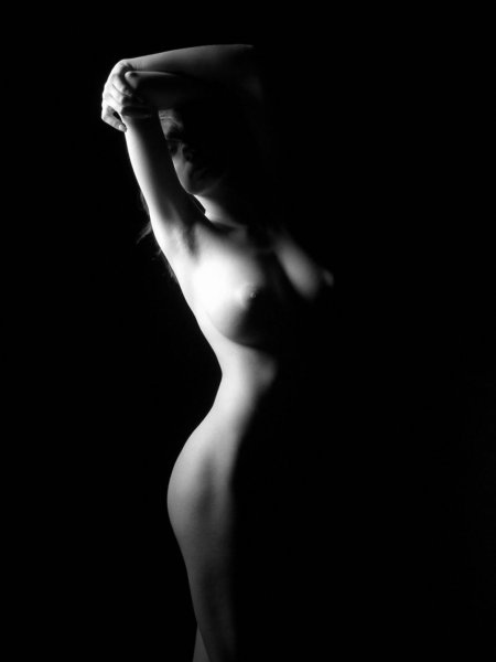 Naked women black and white