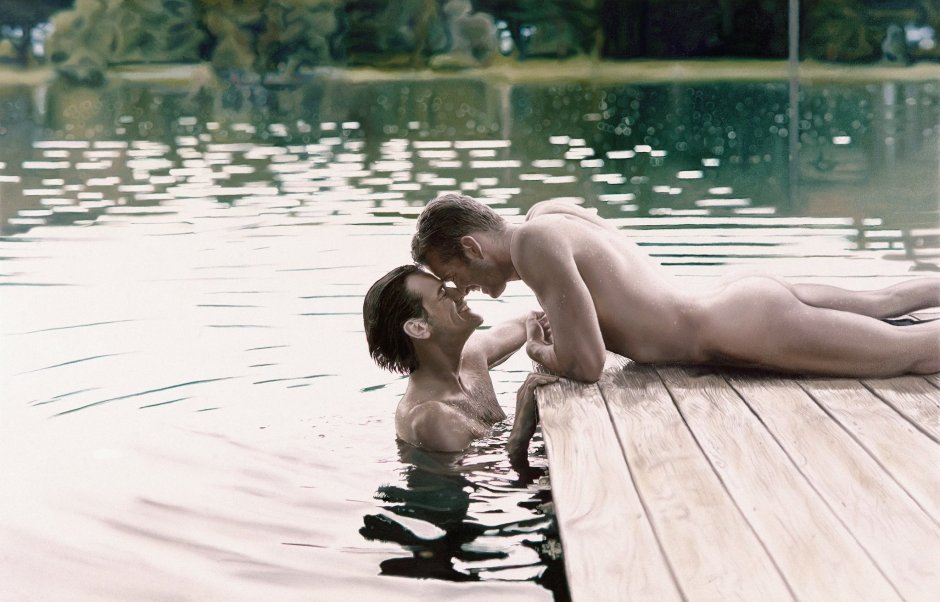 Девушка ебется на речке