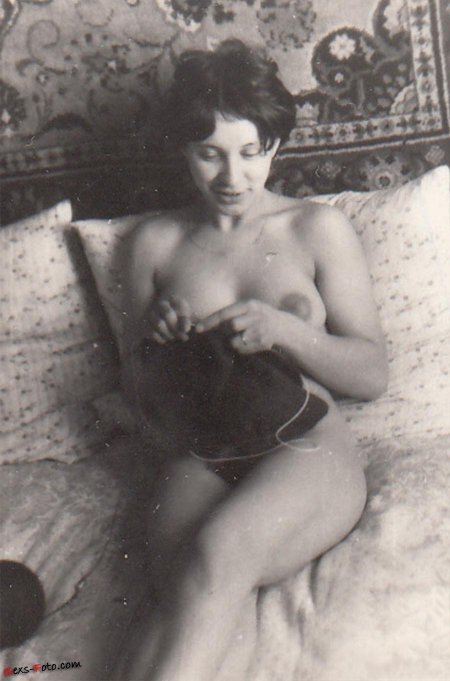 Retro naked girls