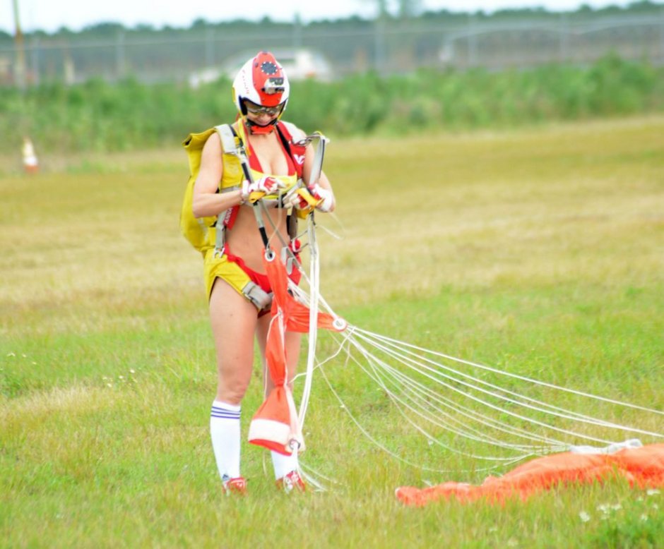 Голые красивые дайверши