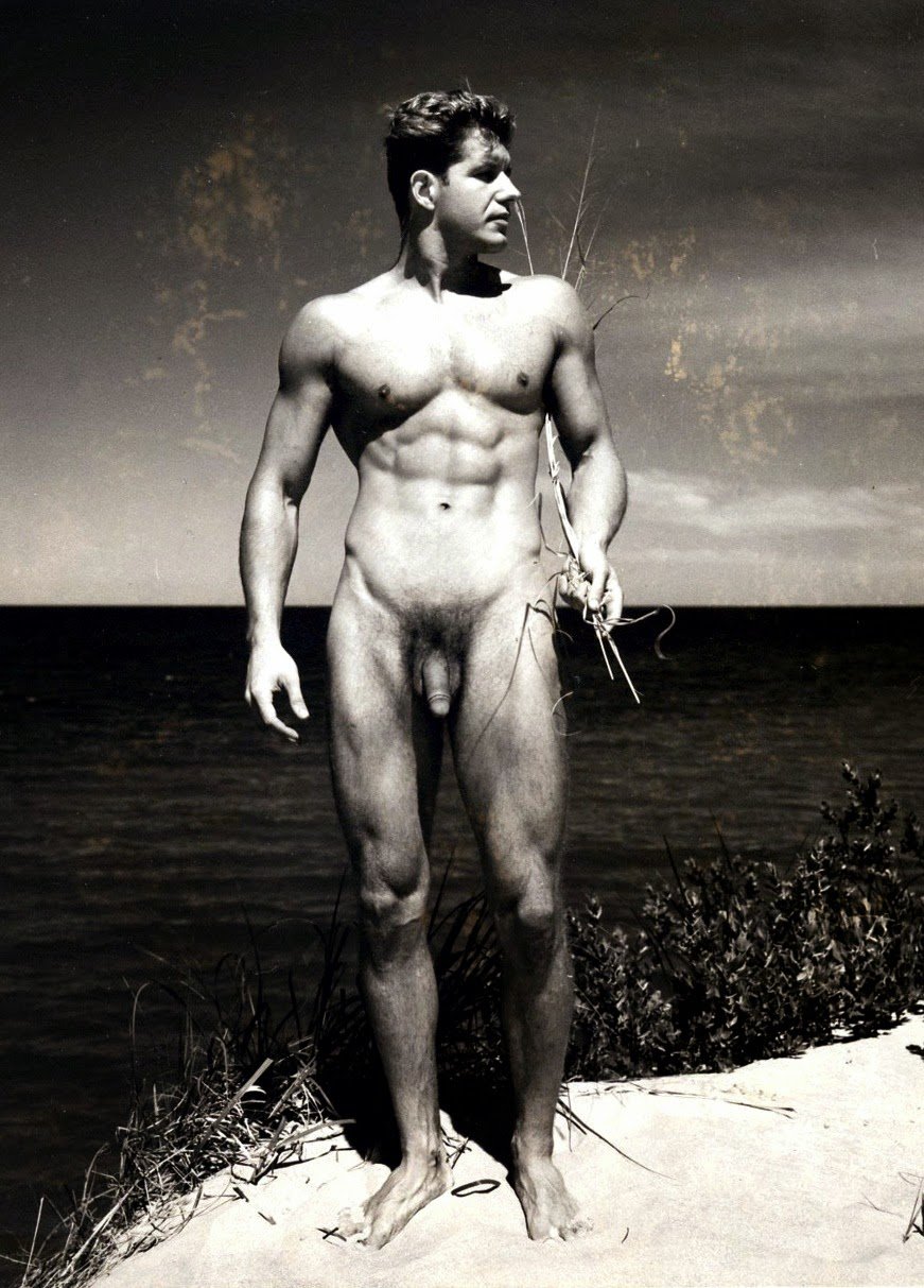 Голые волосатые мужчины ретро