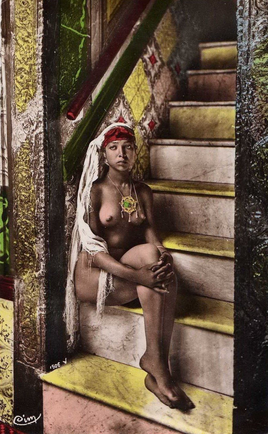 Взрослая таджичка голая Срака