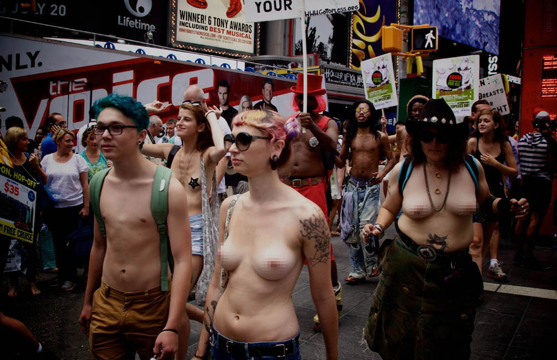 фестивали с голыми девками фото 99