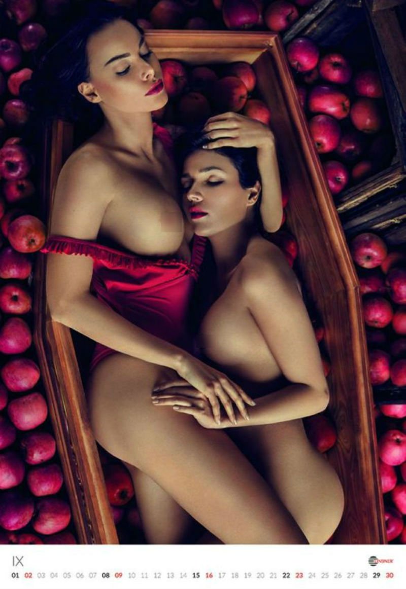 Фотосессии для эротических календарей