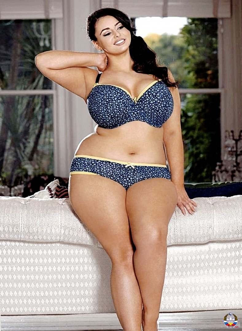 Ебля русских девок с пышными формами