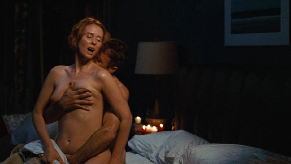 Синтия Никсон постельные сцены