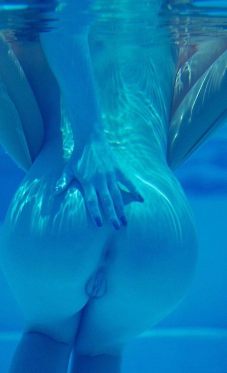 Beautiful naked asses in the water