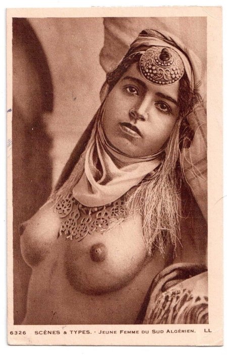 Голые иранские красавицы