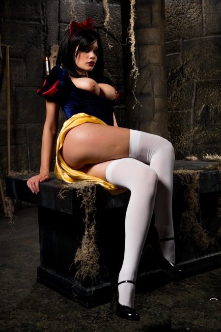 Erotic pussy cosplay