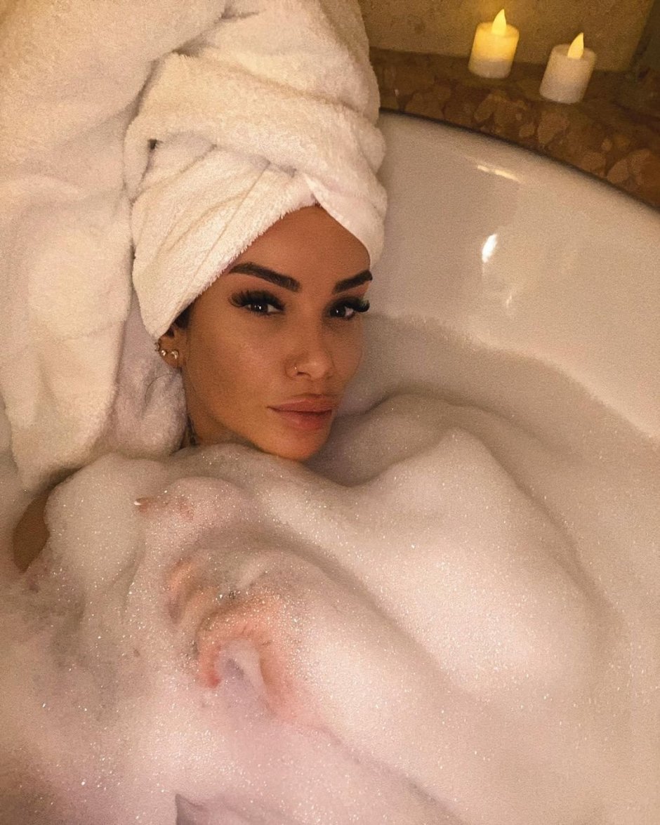 Айза анохина до пластики