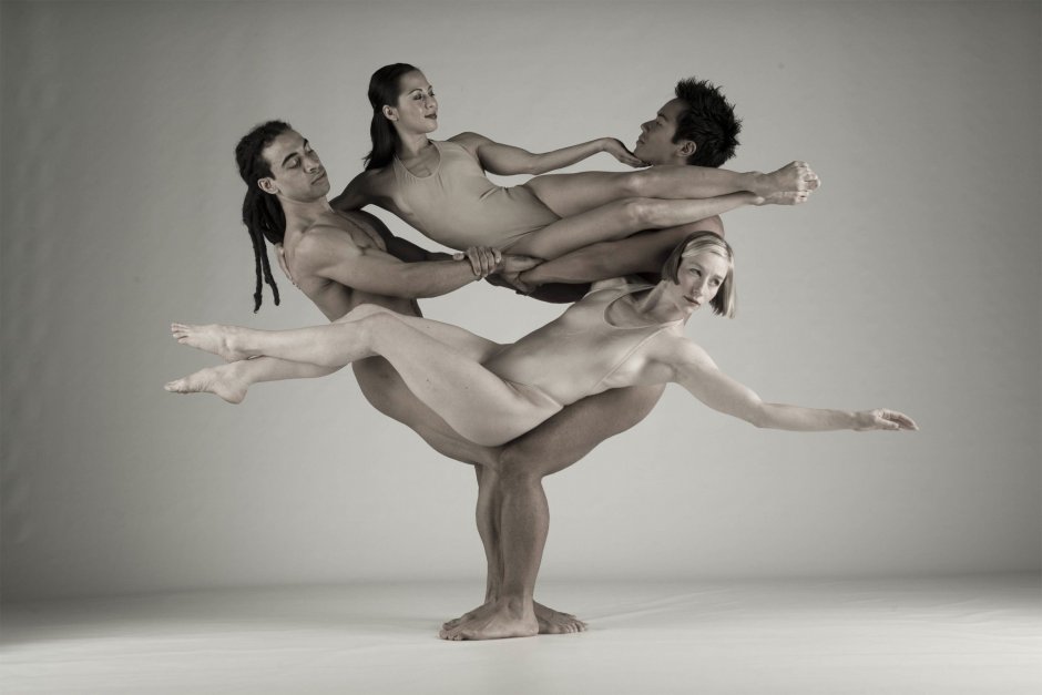 Современные танцы голые