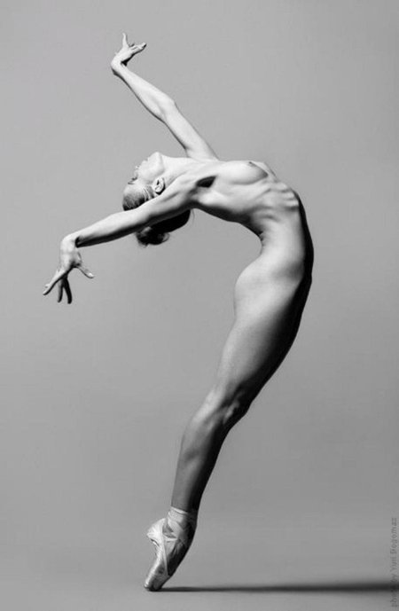 Sylvie Guillem naked