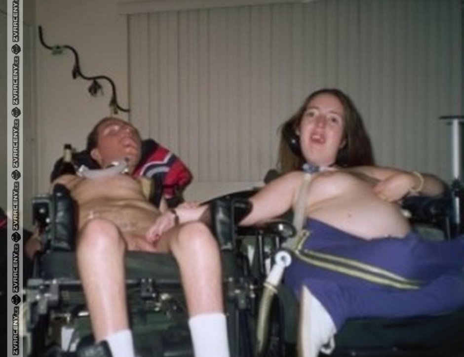 Порно видео зрелые женщины инвалиды