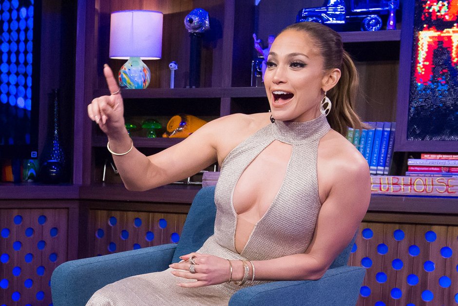 Грудь в эфире