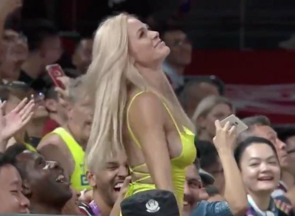 Болельщица Бразилии 2002