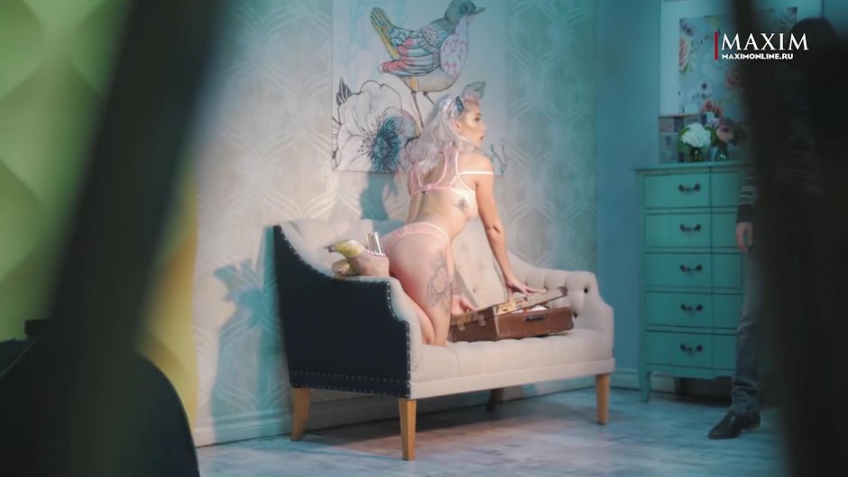 Анастасия Завистовская ню