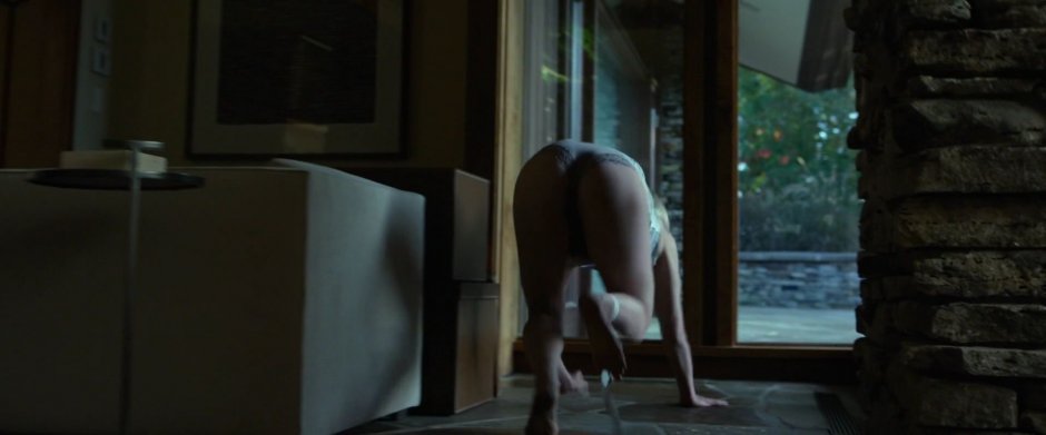 Голая розамунд пайк