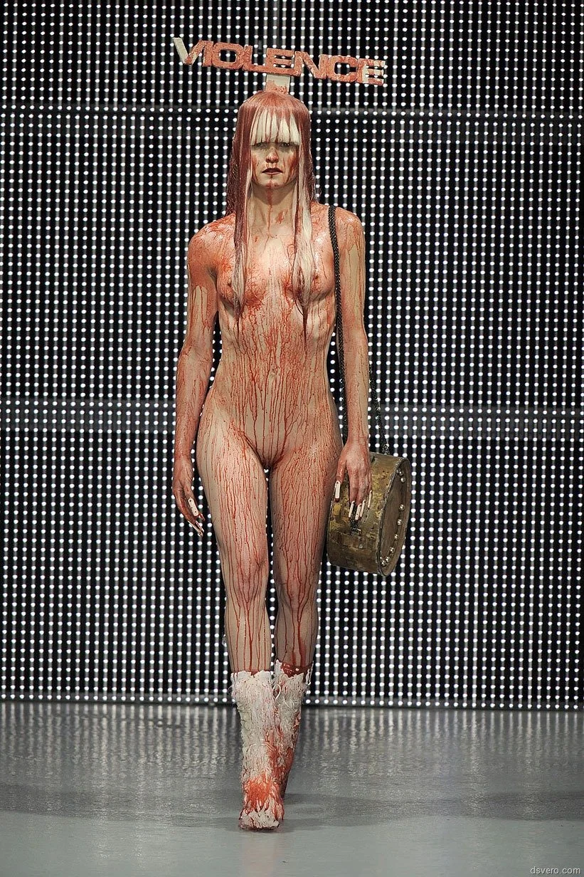 Мода топлес