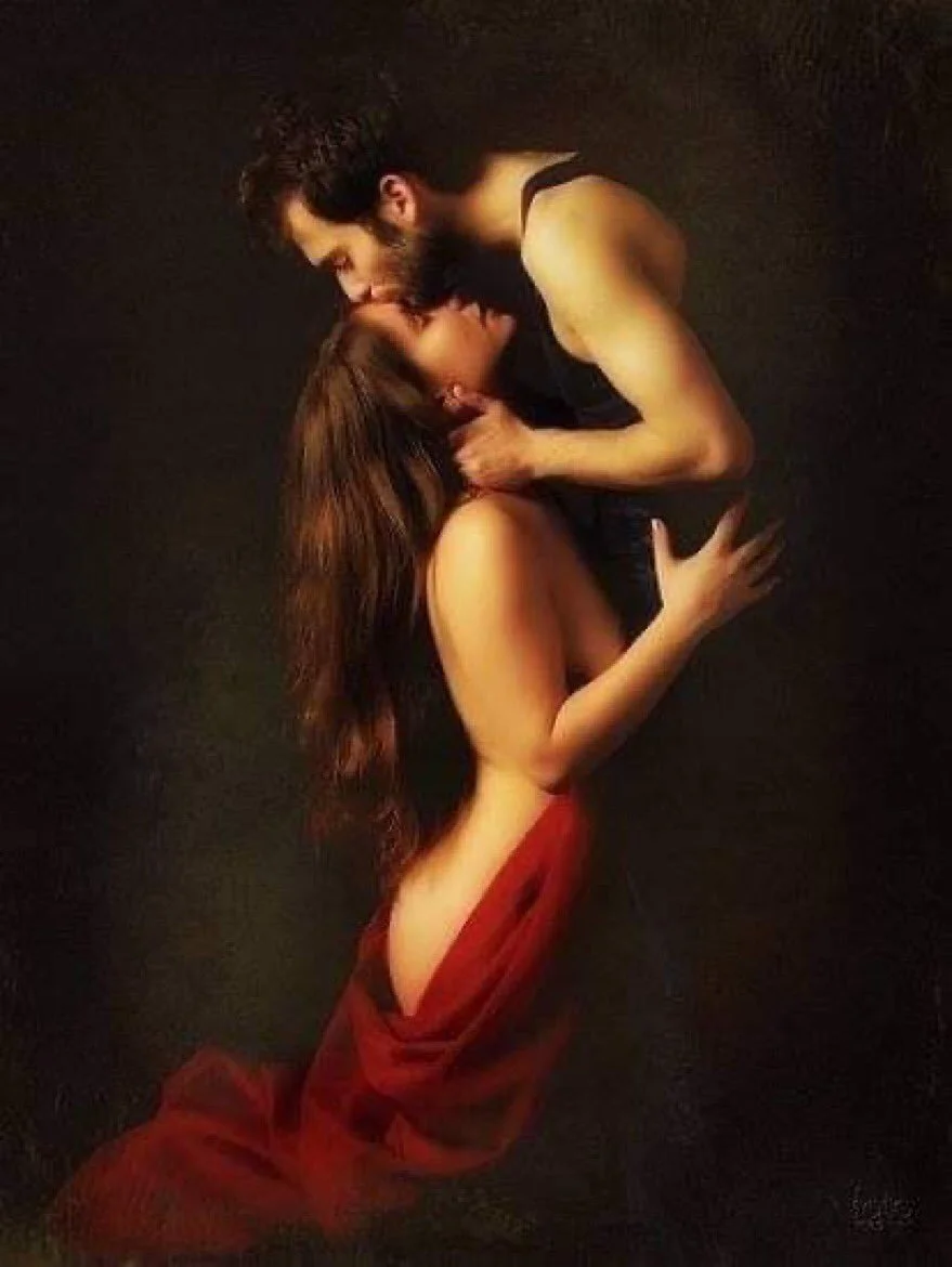 Страстные объятия влюбленных