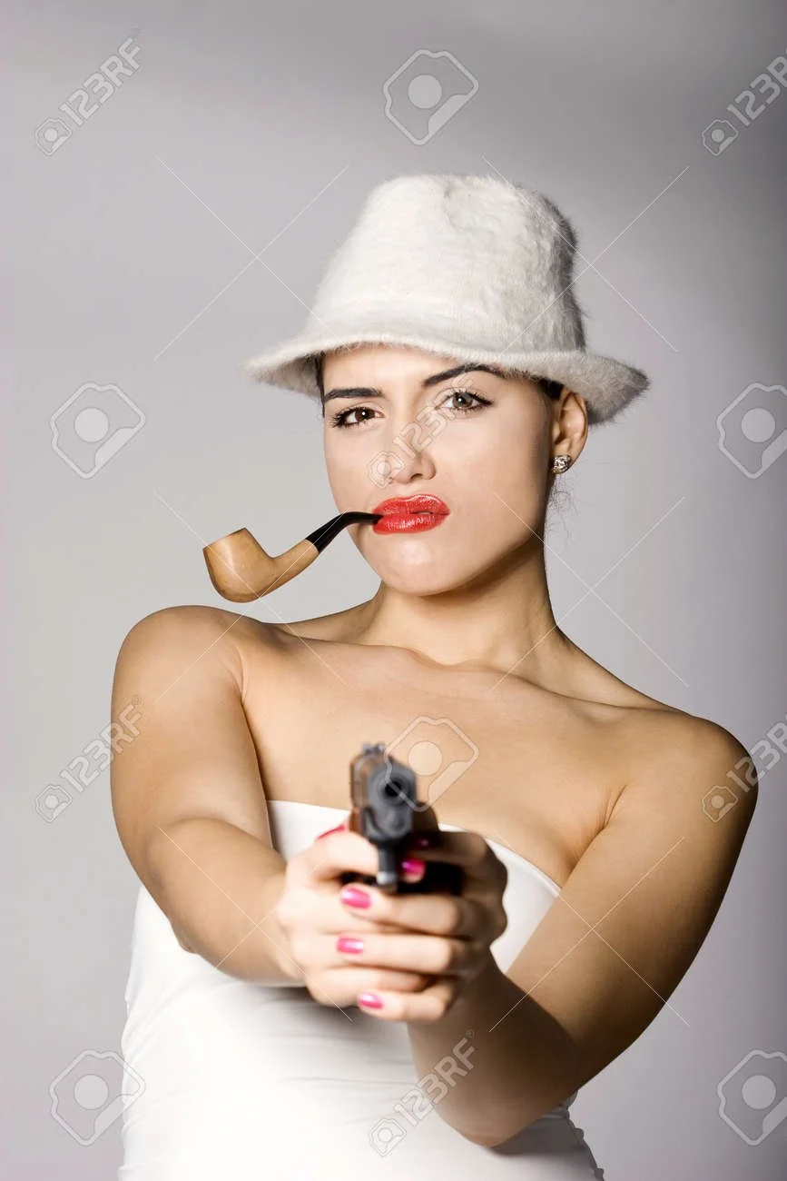 Девушка гангстер