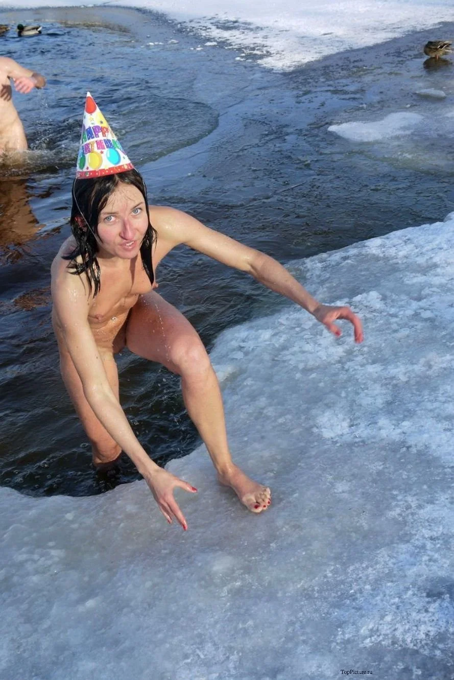 Голые купания на крещение