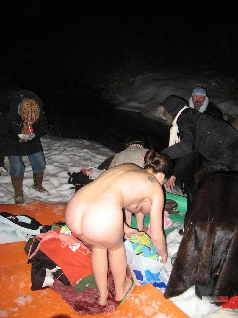 Купание в проруби женщины голые