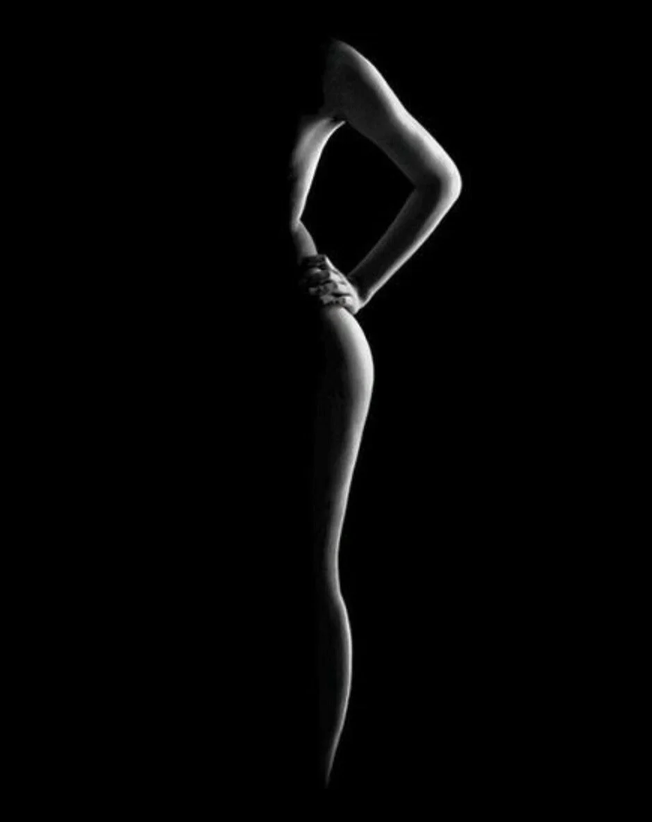 Эстетика женского тела спина