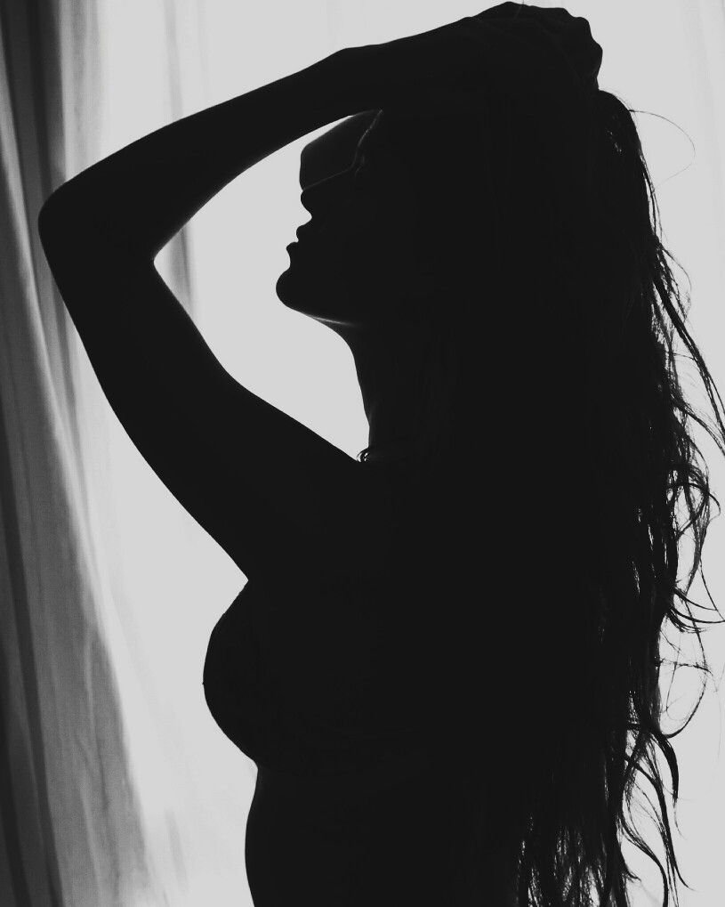 Изгибы женского тела