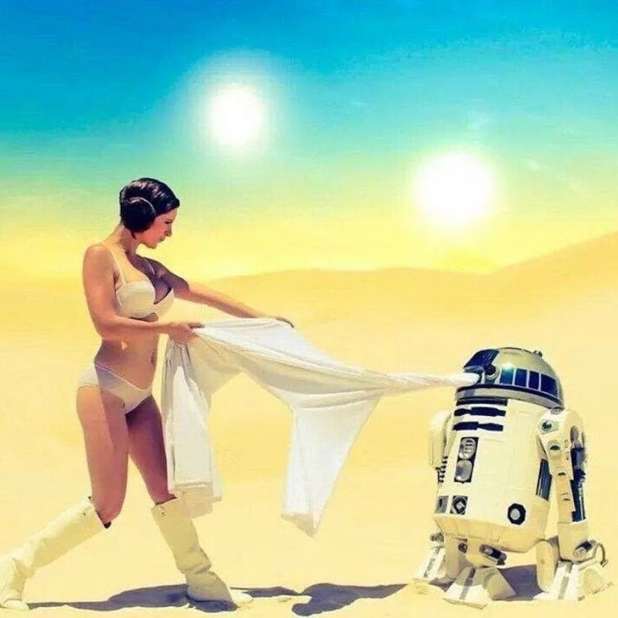 Кэрри Фишер топлес