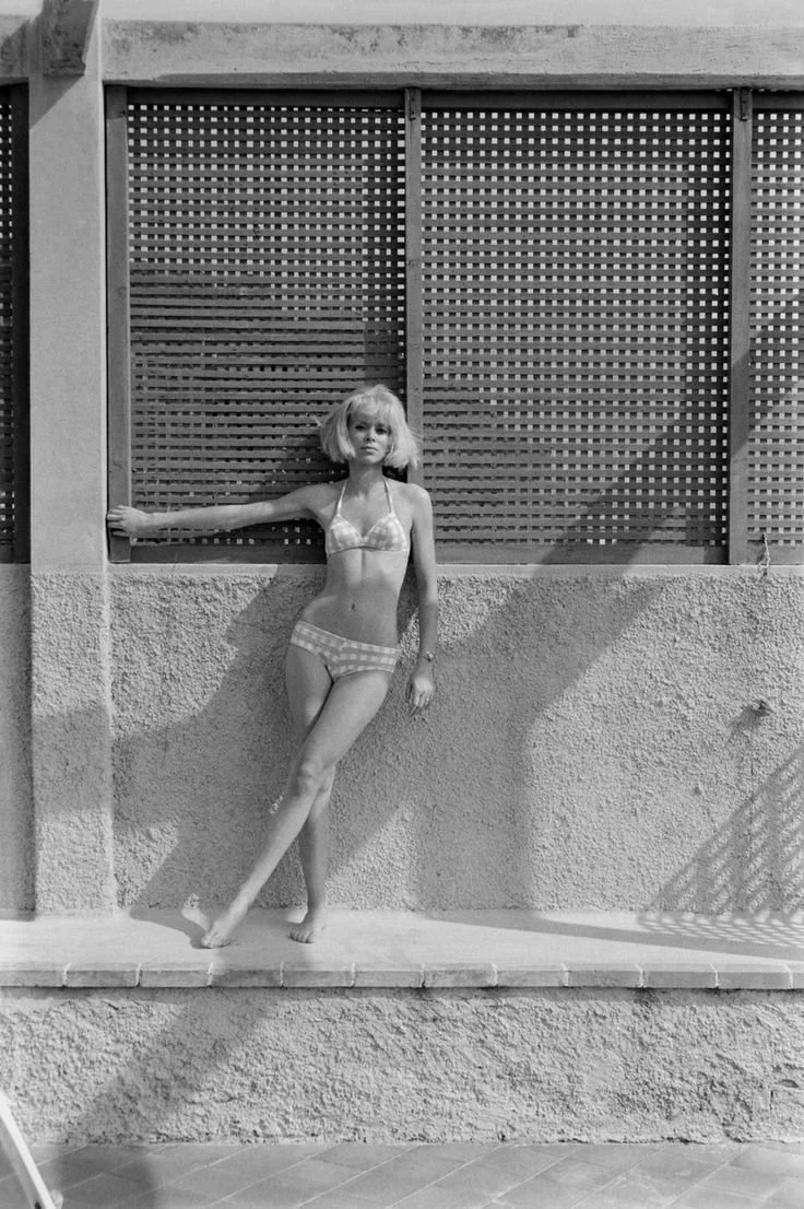 Мирей дарк в молодости ню