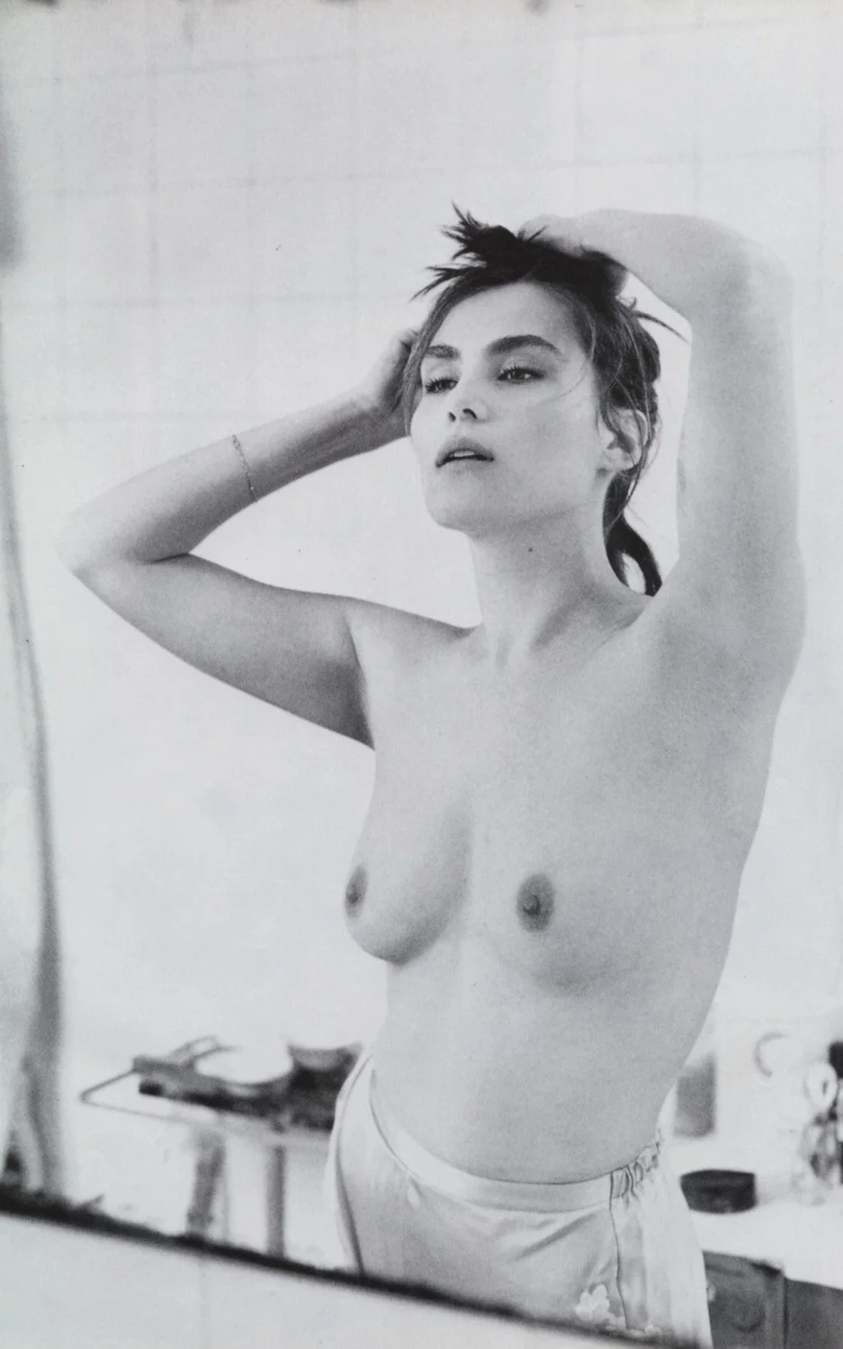 Эммануэль Сенье эротические сцены