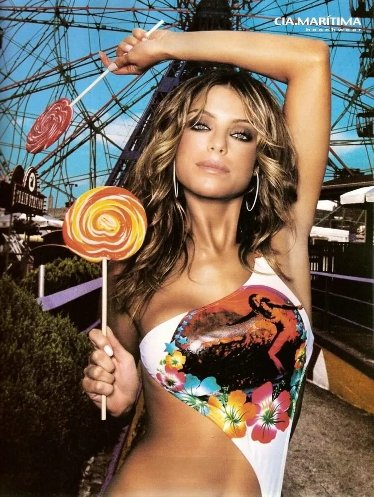 Daniela Blume Nathalie comos